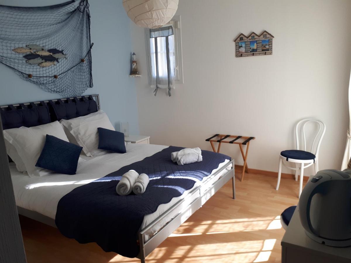 L'Aur~Elie Bed & Breakfast Lalinde Екстериор снимка