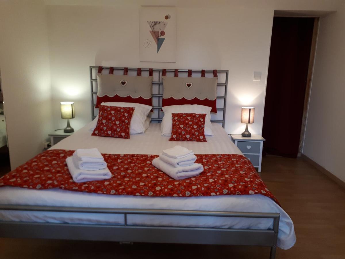 L'Aur~Elie Bed & Breakfast Lalinde Екстериор снимка