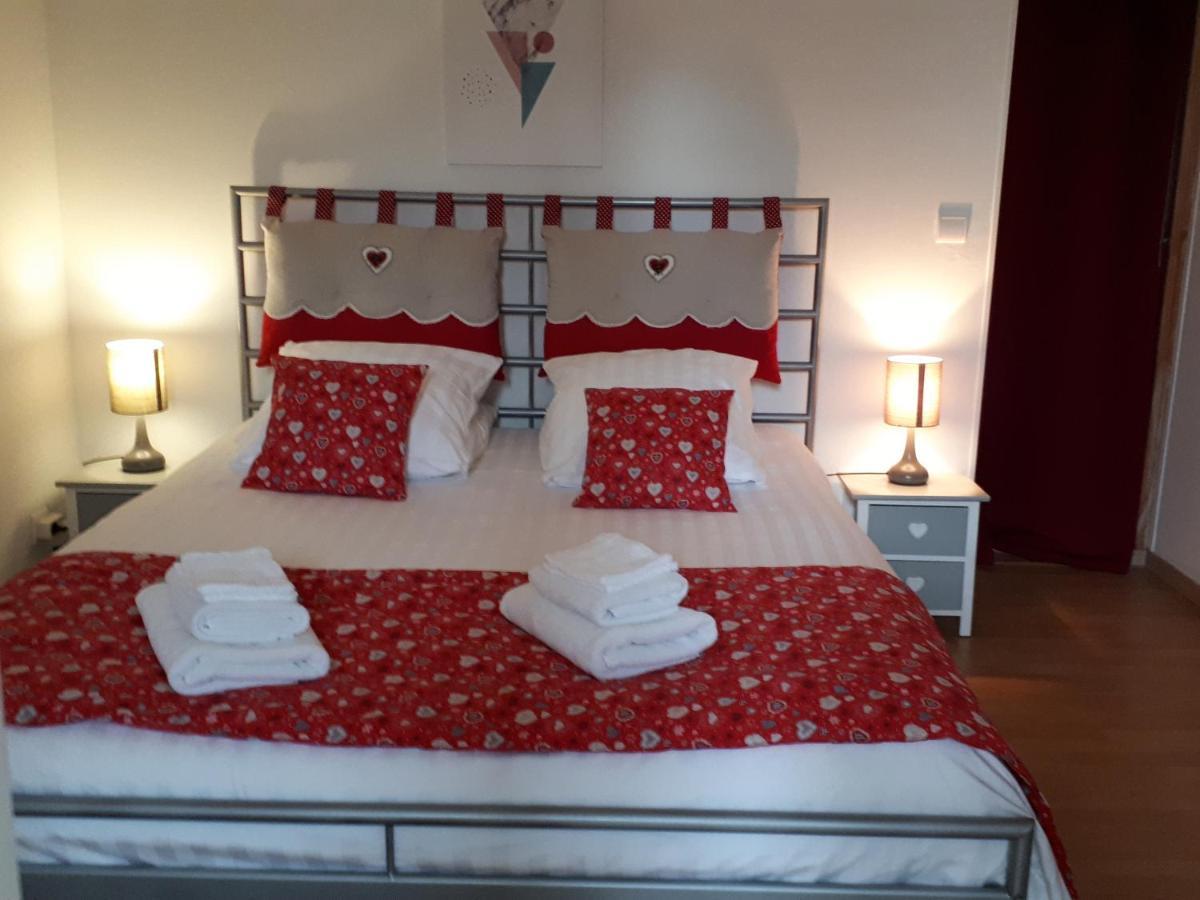 L'Aur~Elie Bed & Breakfast Lalinde Екстериор снимка